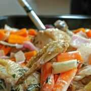 Huhn geschmort in Weißwein, Sahne & Thymian | Madame Cuisine