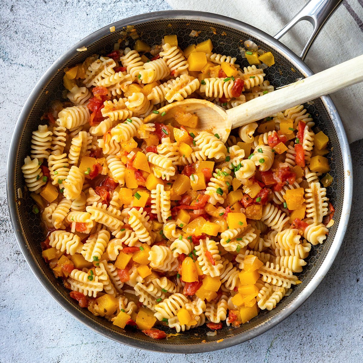 Pasta mit Kürbis-Sugo 