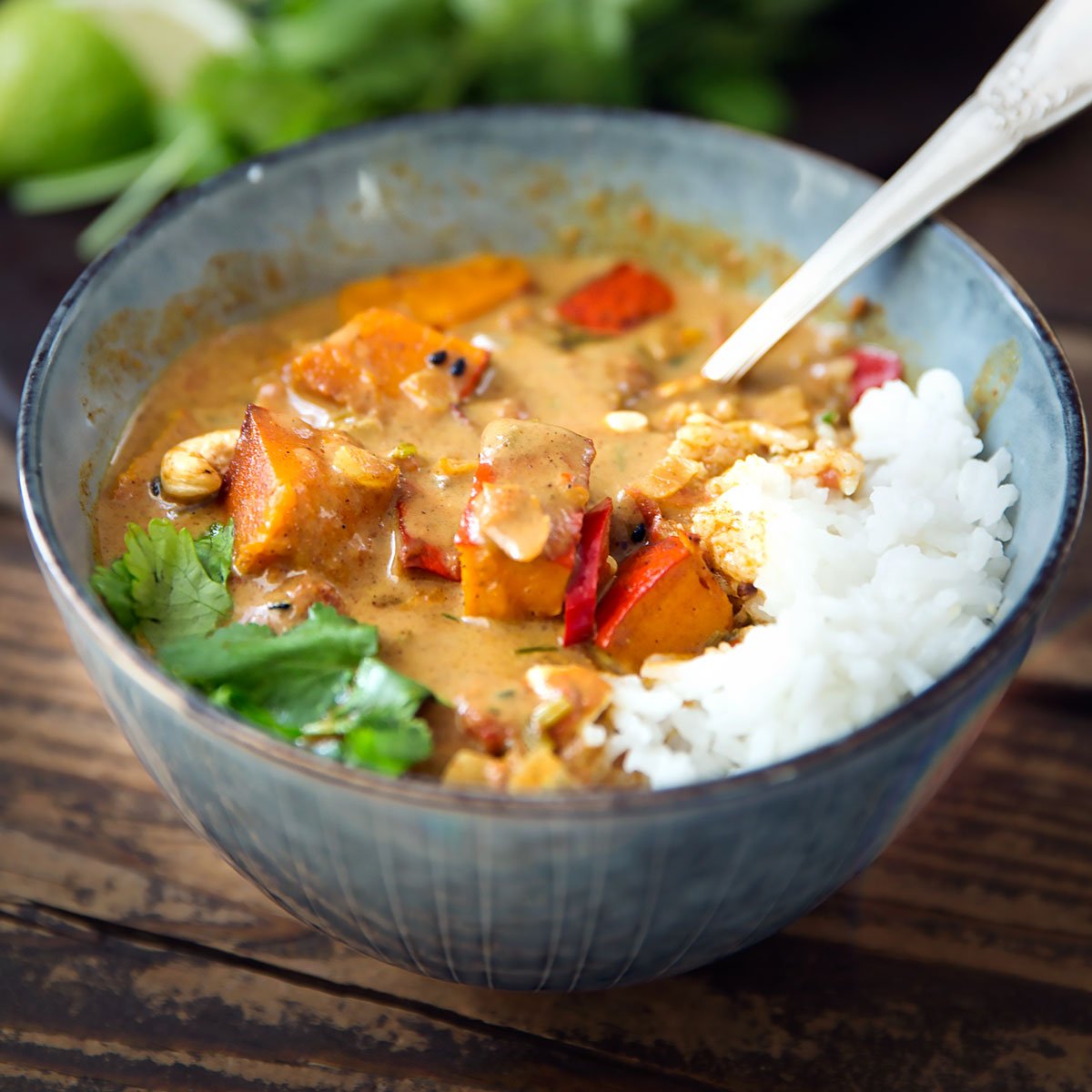 Curry mit Reis und Gemüse - Madame Cuisine