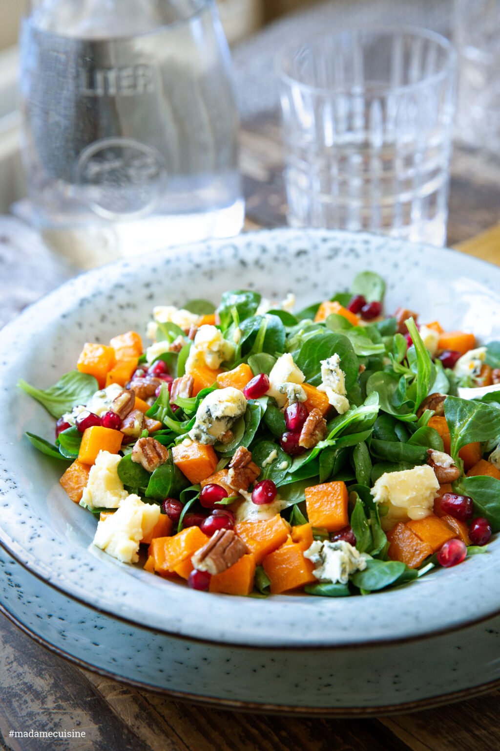 Feldsalat mit Süßkartoffel und Gorgonzola - Madame Cuisine