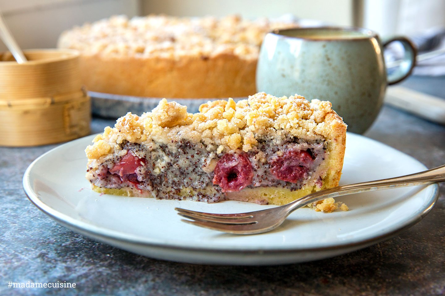 Mohn-Streuselkuchen mit Kirschen - Madame Cuisine