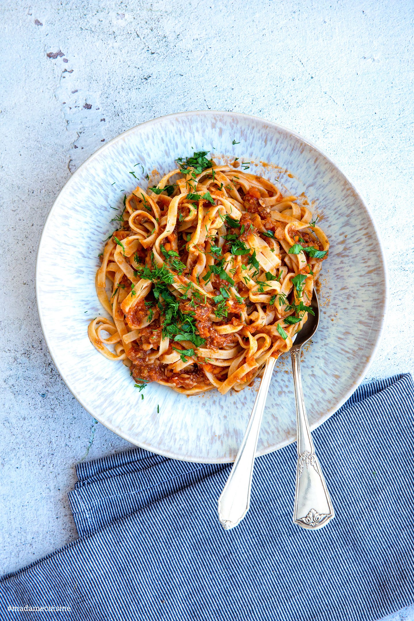 Vegane Pilz-Bolognese - Madame Cuisine