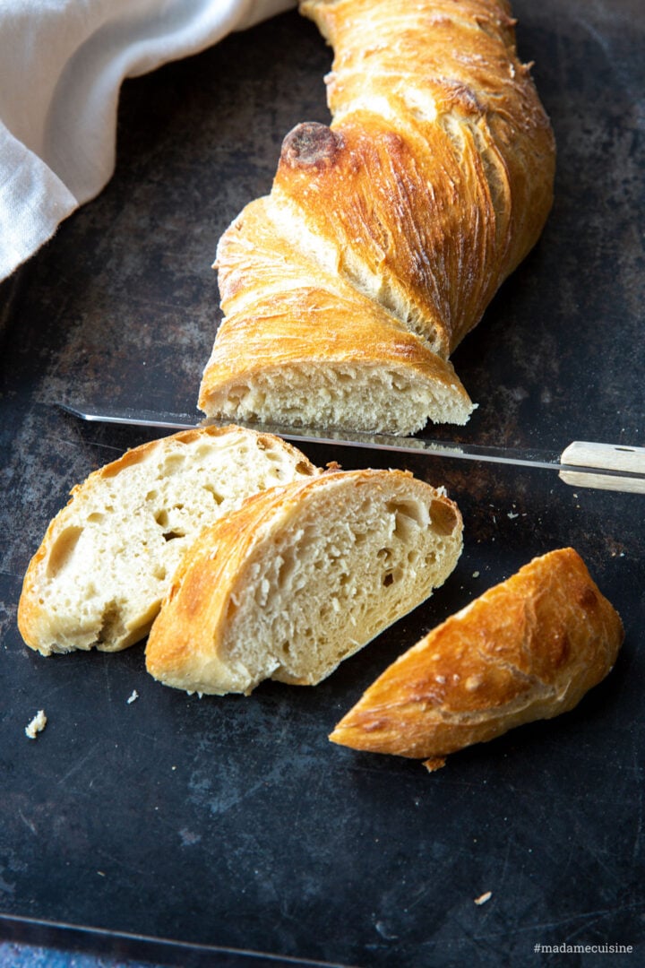 Einfaches rustikales Wurzelbrot - Madame Cuisine