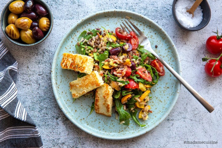 Rucola-Wildreissalat mit Halloumi - Madame Cuisine