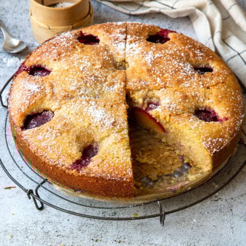 Schneller Pflaumenkuchen mit Rührteig - Madame Cuisine