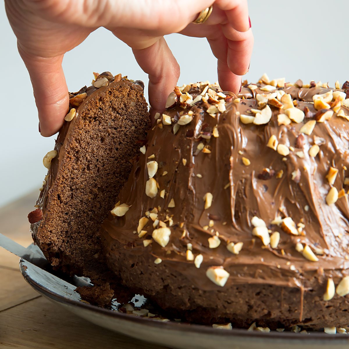 Haselnusskuchen mit Haselnussöl 