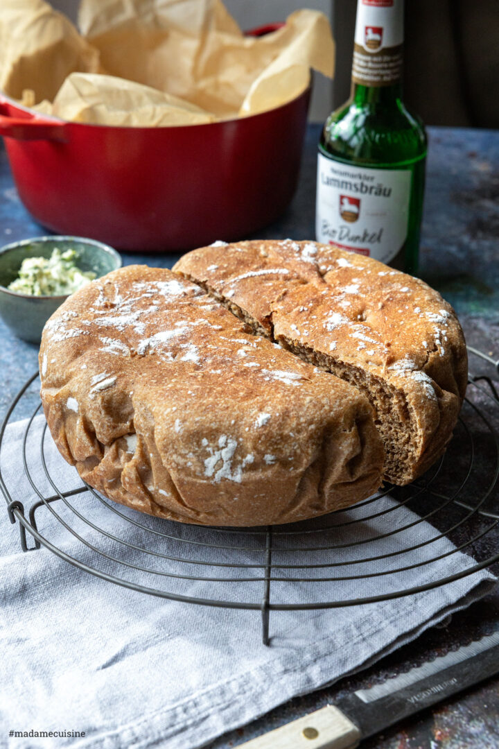 Bierbrot Im Gusseisentopf