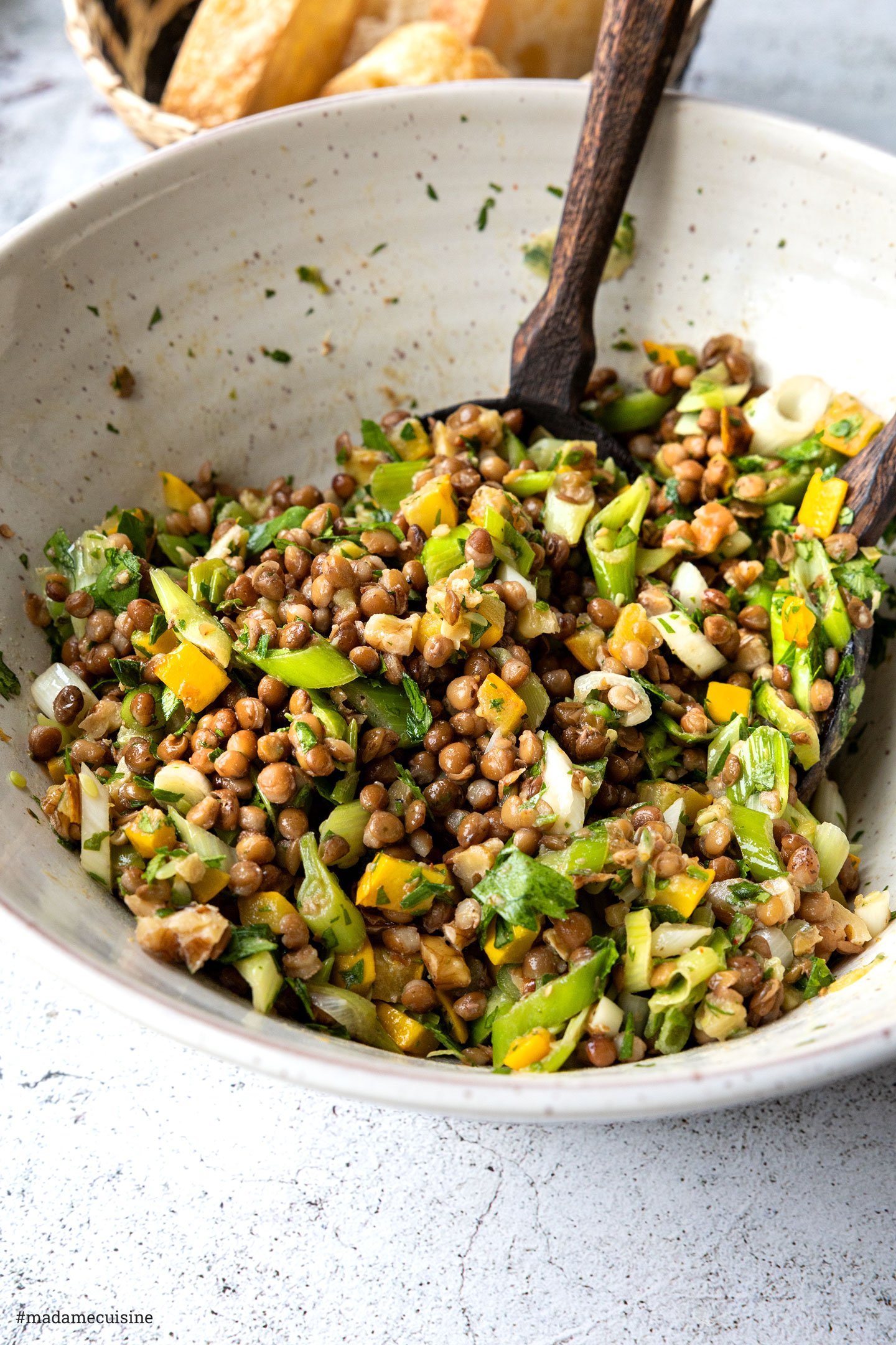 Linsensalat mit Walnüssen und Frühlingszwiebeln | Madame Cuisine Rezept