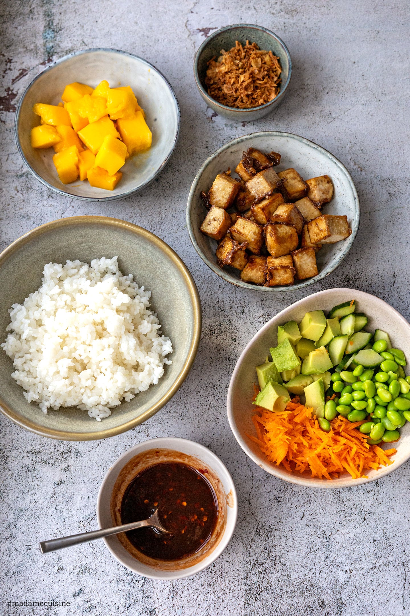 Vegane Sushi-Bowl (mit Mango & Avocado) | Madame Cuisine Rezept