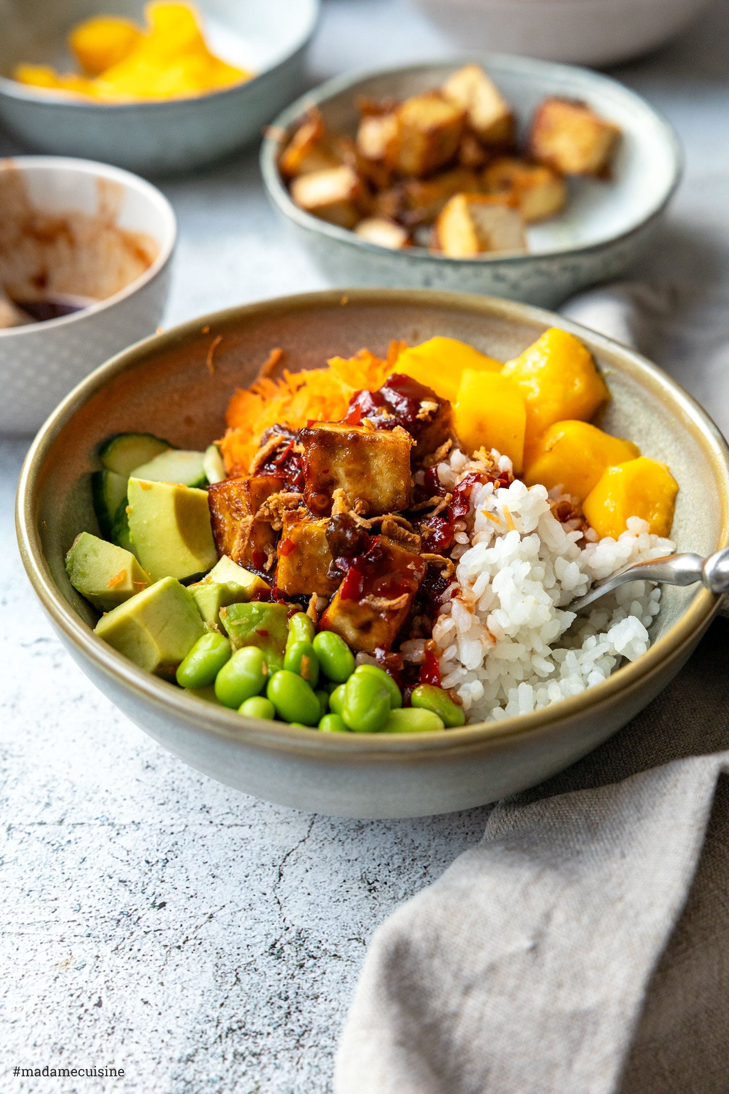 Vegane Sushi-Bowl (mit Mango & Avocado) | Madame Cuisine Rezept