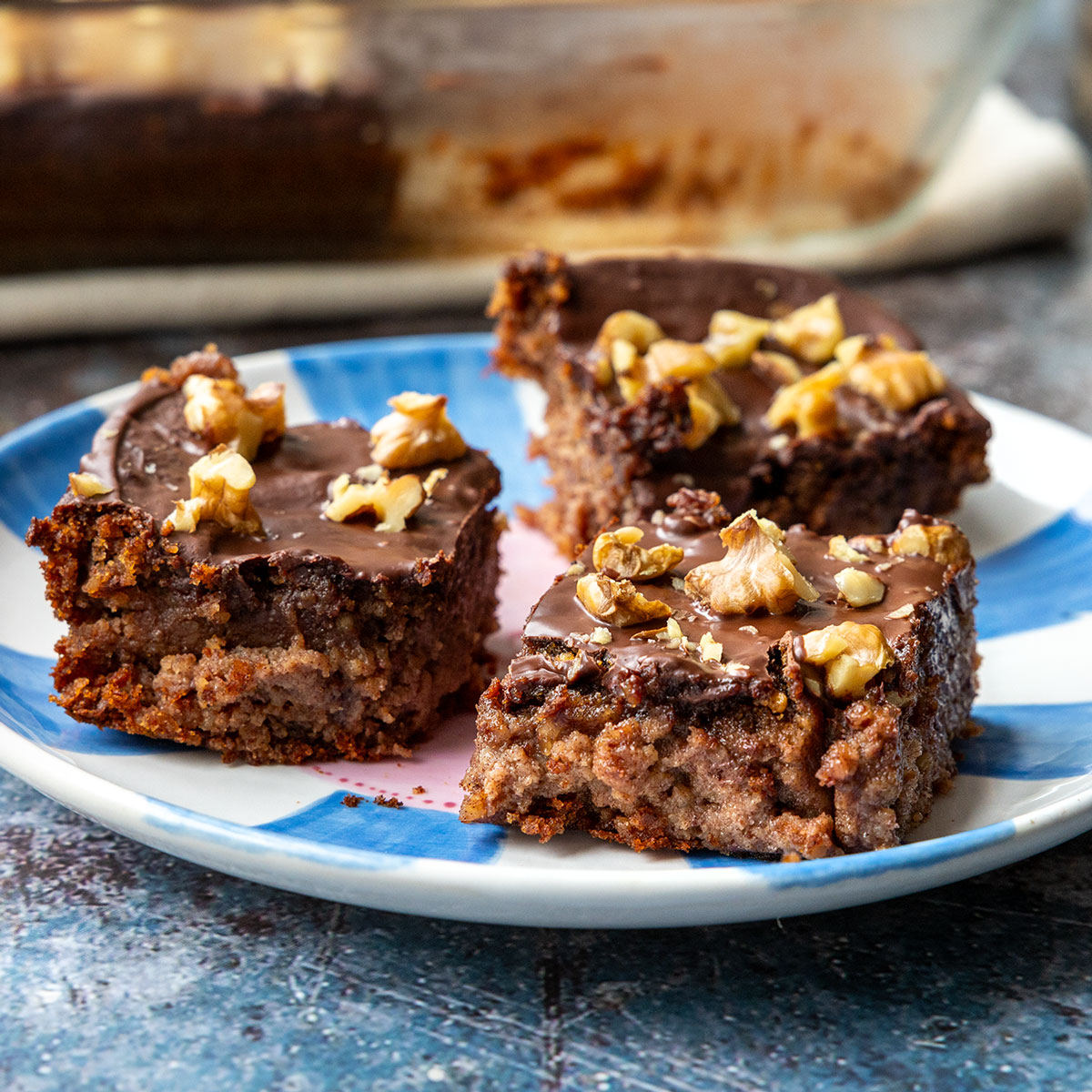 Dattel-Mandel-Brownies 