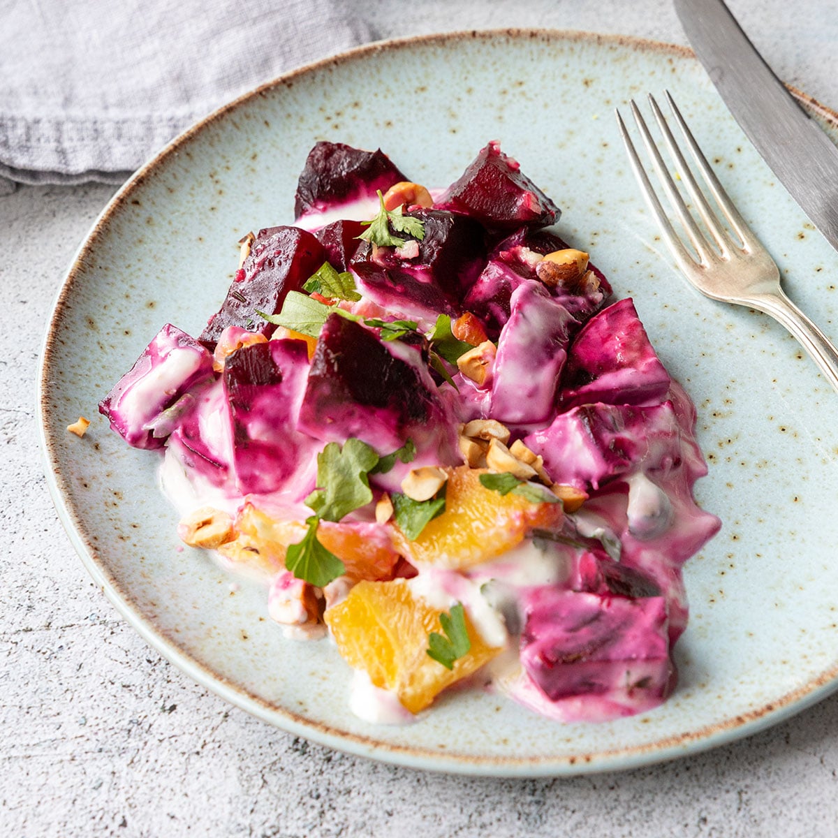 Rote-Bete-Salat mit Orange & Nüssen 