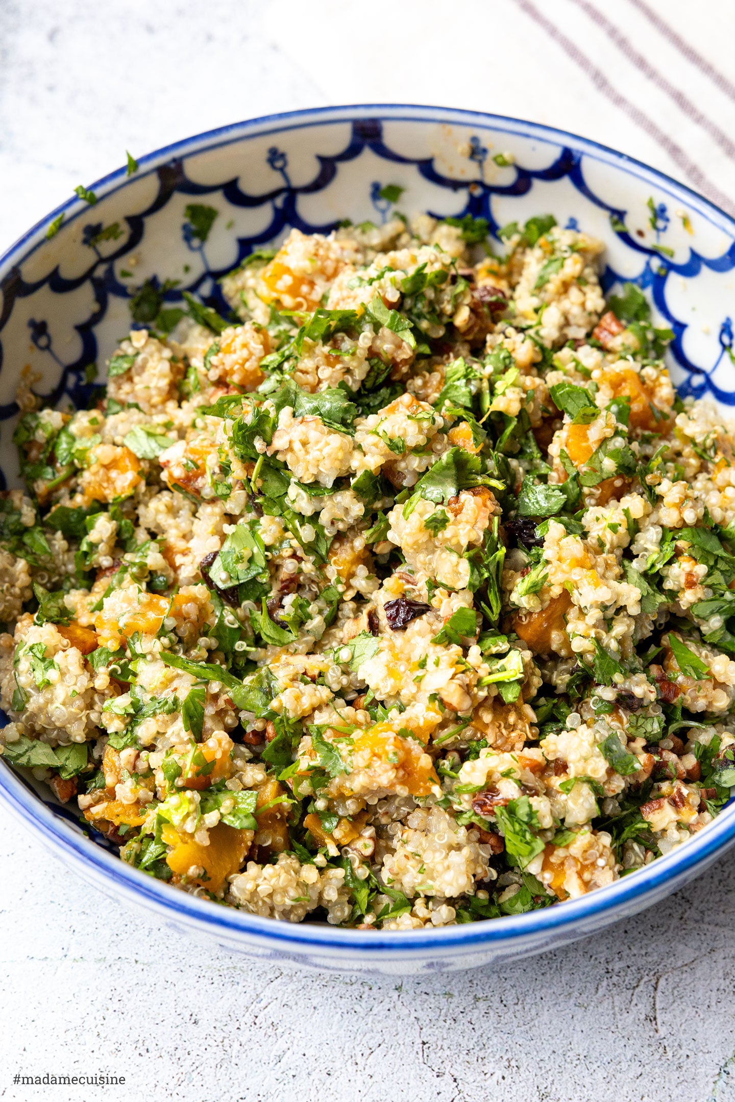 Quinoa-Kürbis-Salat – gesund & proteinreich | Madame Cuisine Rezept