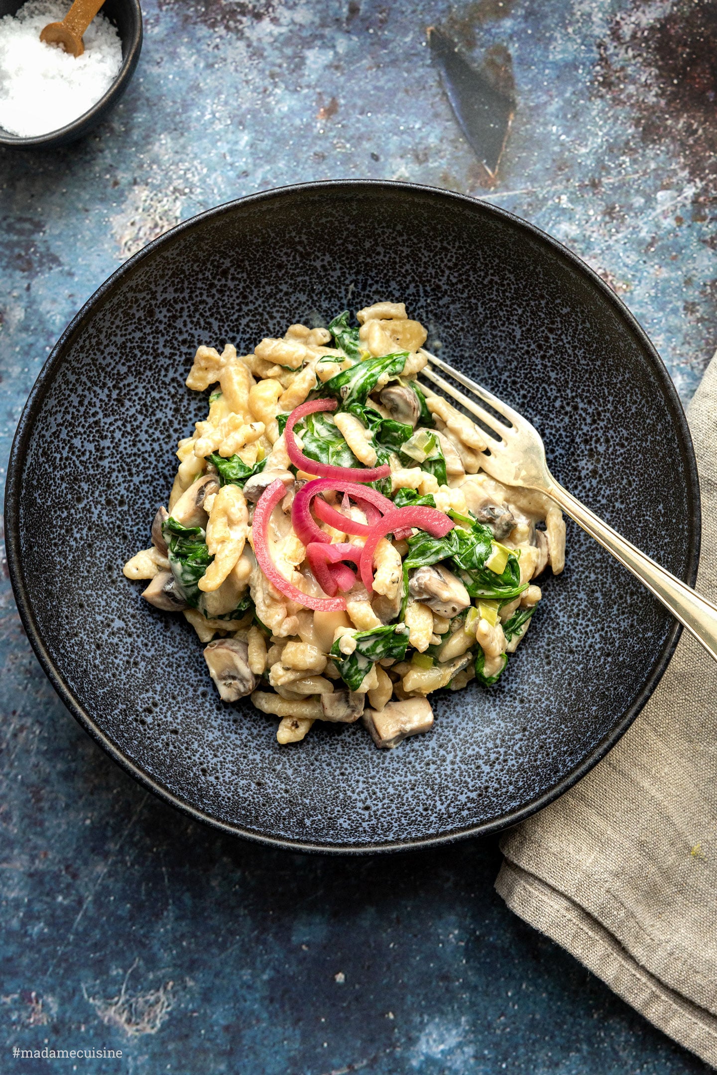 Spätzle-Pfanne mit Champignons und Spinat | Madame Cuisine Rezept
