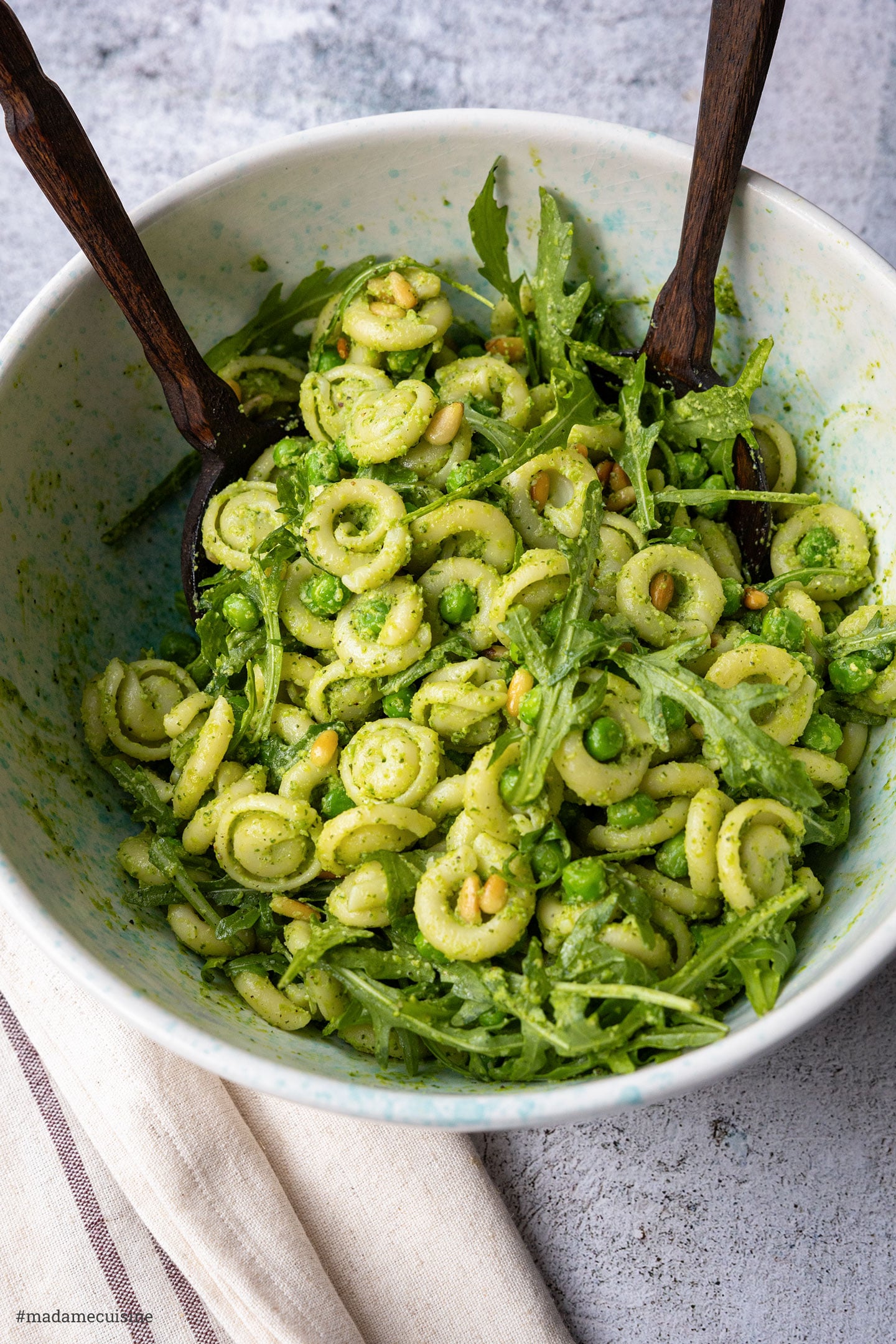 Nudelsalat mit Erbsen-Rucola-Pesto | Madame Cuisine Rezept