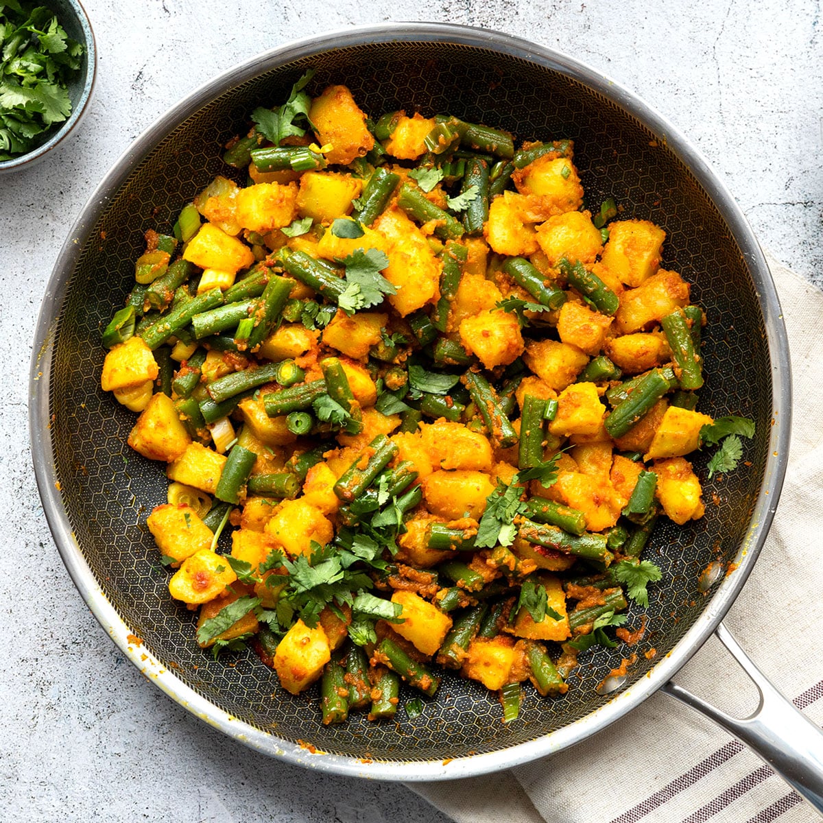 Kartoffel-Bohnen-Pfanne: vegetarisch & würzig