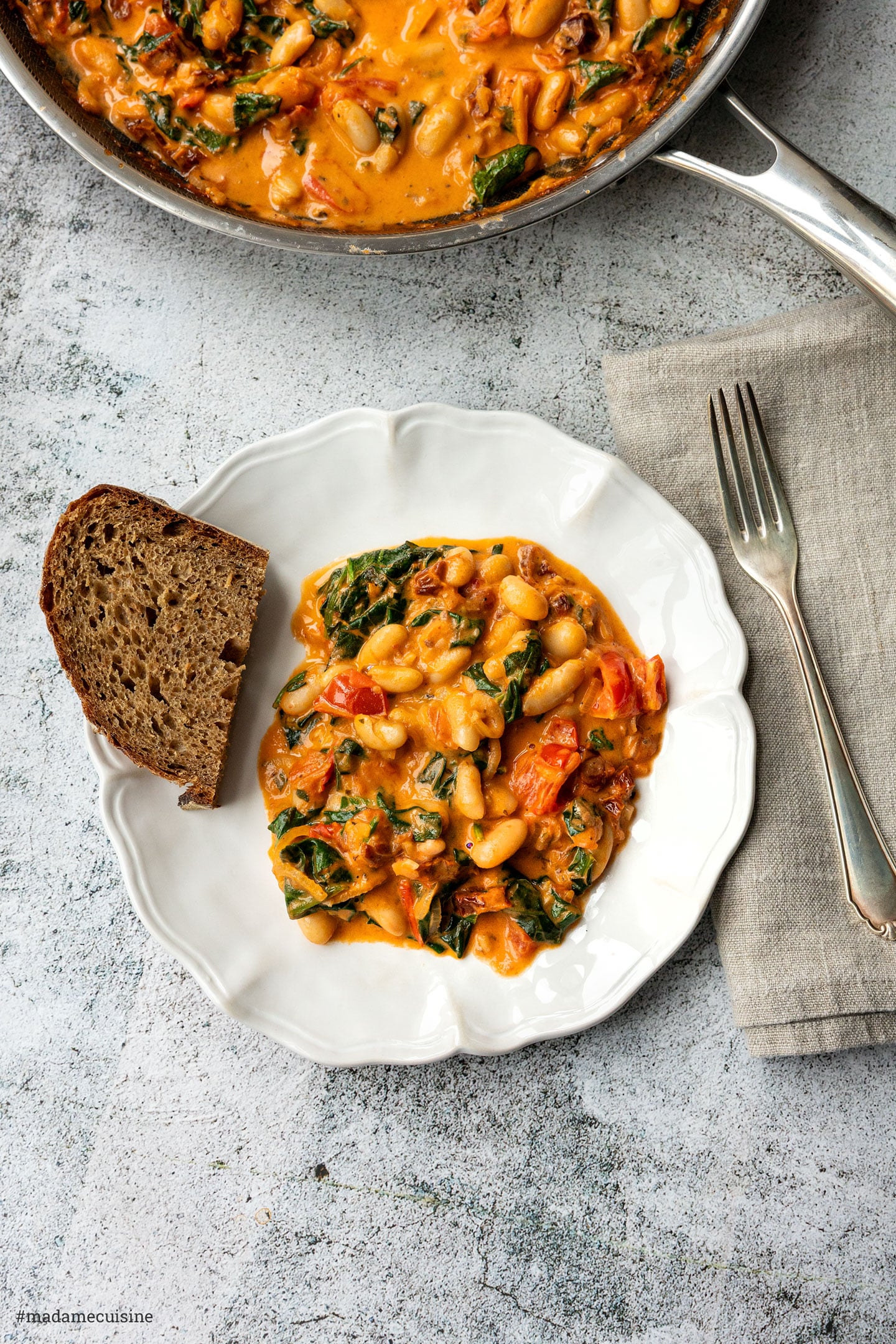 weiße Bohnen in Tomatensauce