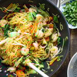 Asiatische Bratnudeln mit Garnelen | Madame Cuisine Rezept